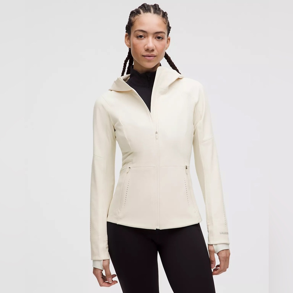 Lululemon cross chill performance jacket